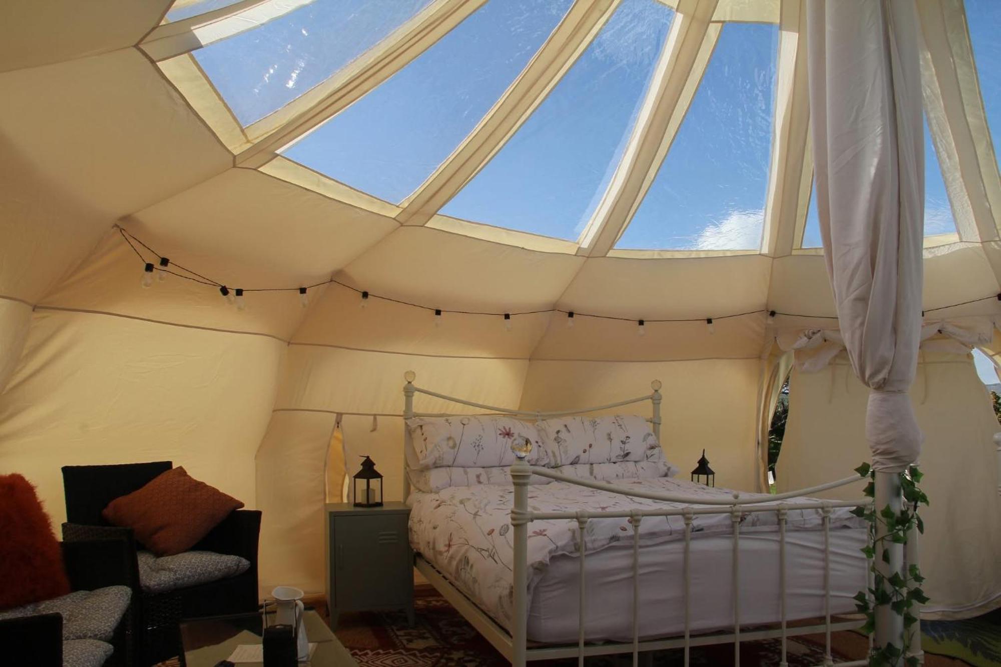 Tal-Y-Fan Farm 6M Stargazer Tent Bridgend  Bagian luar foto